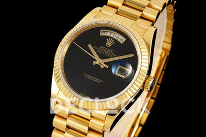 Day-Date 36 128238 Black Dial in Gold