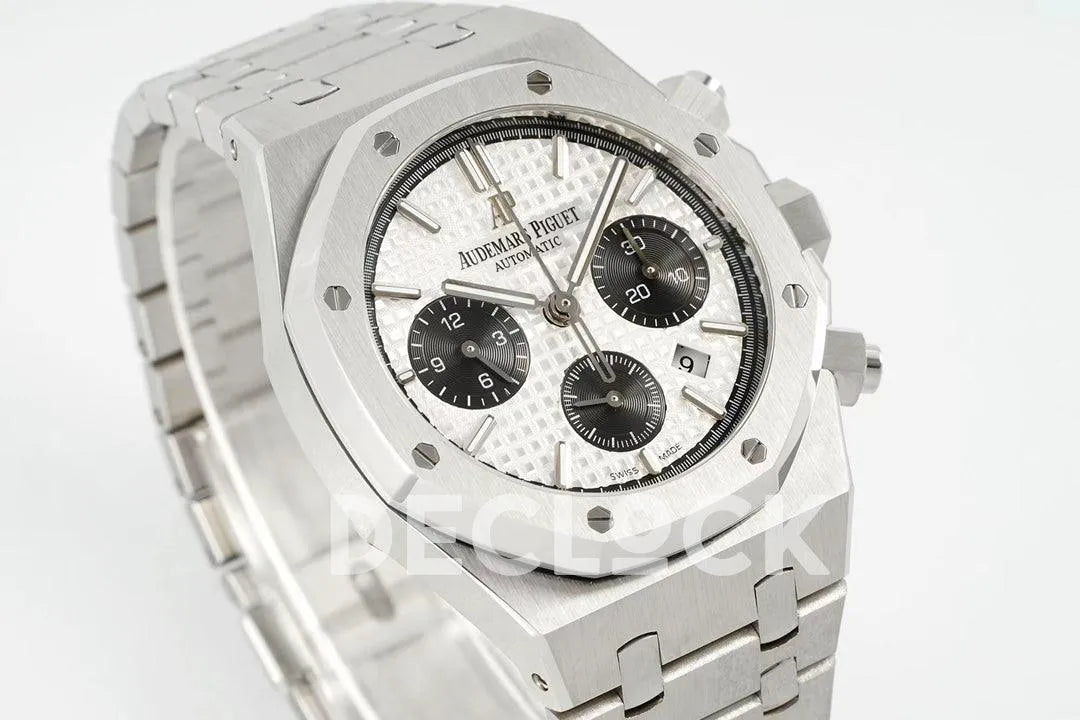 Royal Oak Self-Winding Chronograph White Dial in Steel