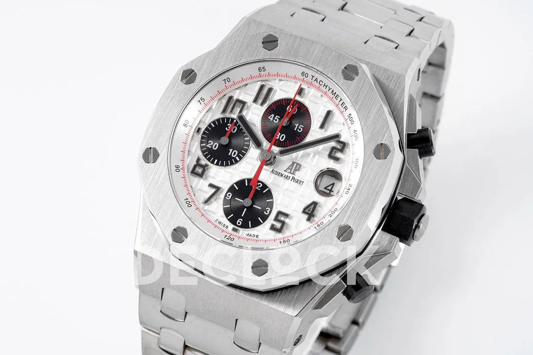 Royal Oak Offshore Self-Winding Chronograph White Numerous Dial in Steel