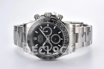 Daytona 126500LN Black Dial in Steel