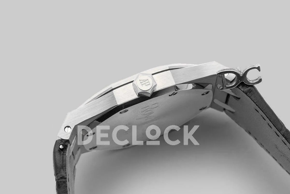 Replica Audemars Pigeut Royal Oak 15202 Steel Black Dial on Black Leather Strap - Replica Watches